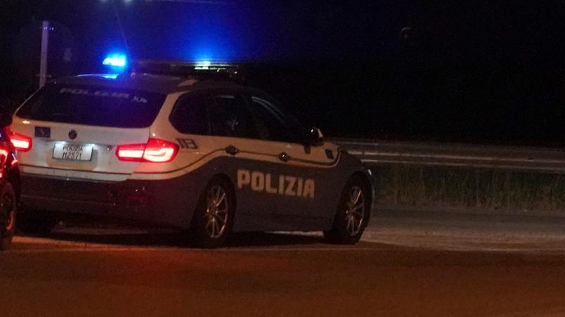 Una pattuglia della polizia stradale (foto d'archivio)
