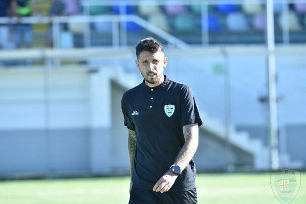 Calcio, Leandro Greco: prolungato il contratto alla guida dell’Olbia