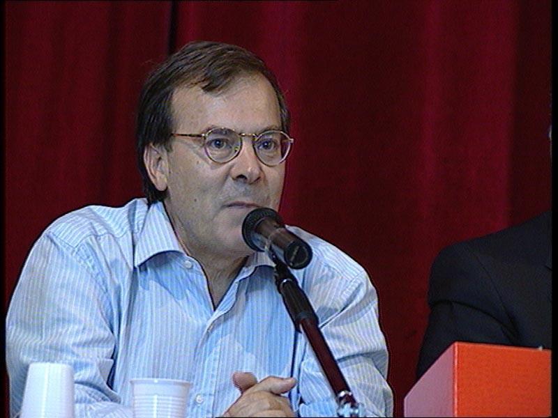 
	Lo scrittore Tonino Oppes

