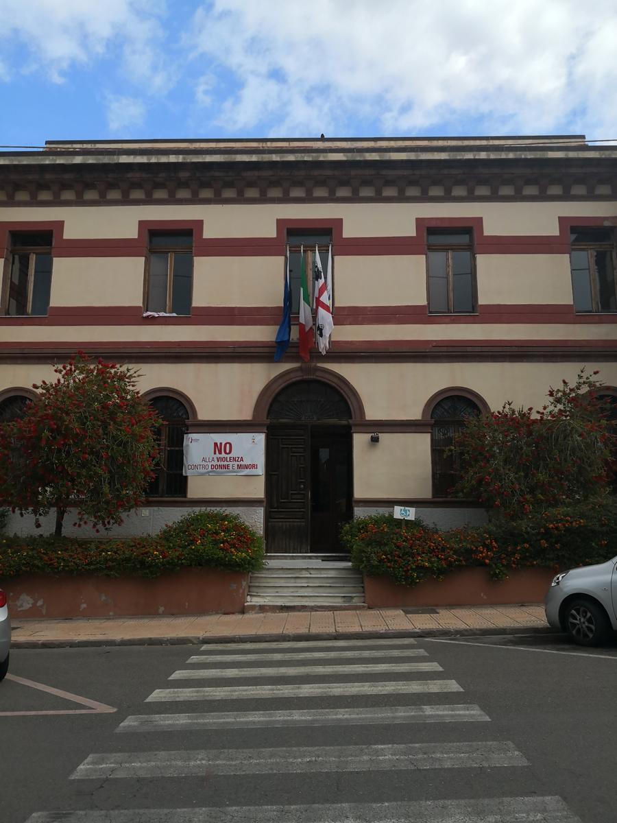 
	Il municipio di Bosa

