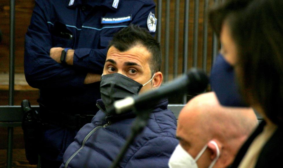 Capobanda di spacciatori nel Sassarese: l'ergastolano Francesco Douglas Fadda condannato a 4 anni