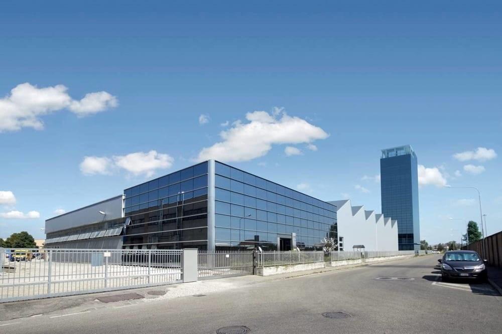 Modena. Il colosso giapponese Mitsubishi acquista il gioiello Cpc