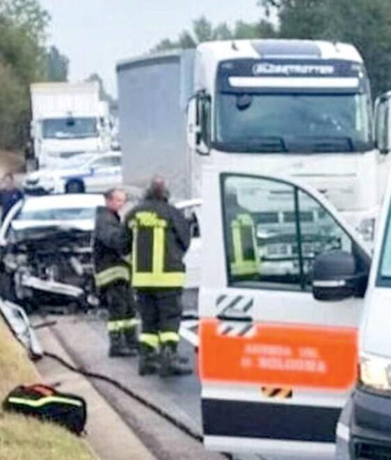 Simone E Emanuela Restano Gravi Dopo L'incidente: «Forza Ragazzi ...