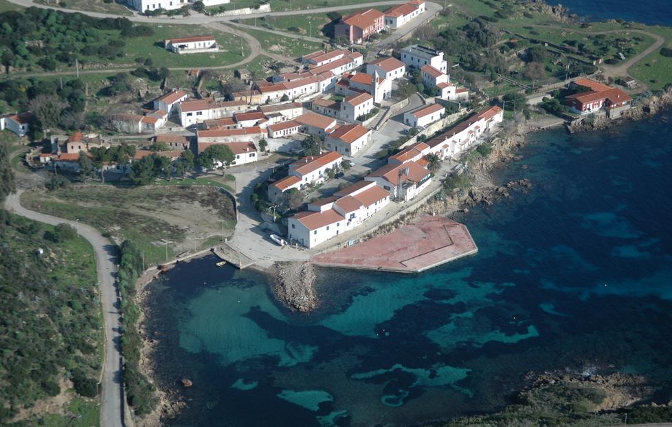 La proposta del ministro Nello Musumeci: «L'Asinara deve essere ripopolata»