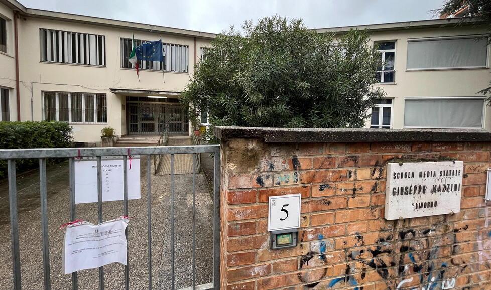 Allerte meteo e scuole chiuse, il sindaco di Livorno chiede una cabina di regia. Giani: «Proposta di buon senso»