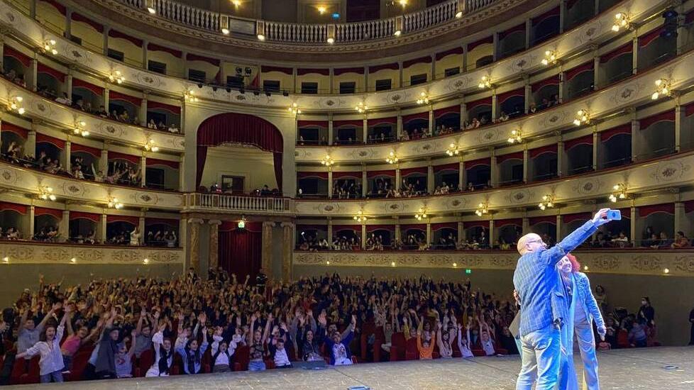 Mascagni? Era un influecer del suo tempo: gli studenti e il grande compositore