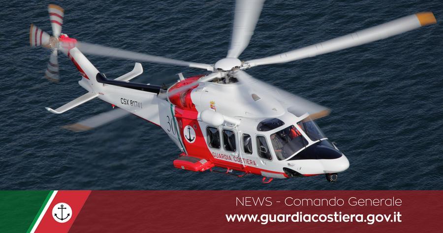 Ha un malore durante la navigazione, passeggero della Msc soccorso con l’elicottero della guardia costiera