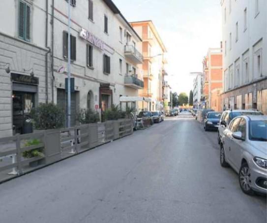 
	Via De&rsquo; Barberi dove ieri &egrave; avvenuto l&rsquo;episodio (foto Agenzia Bf)

