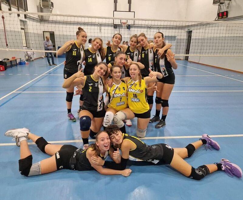 Le ragazze dell’Img Nottolini Volley Capannori