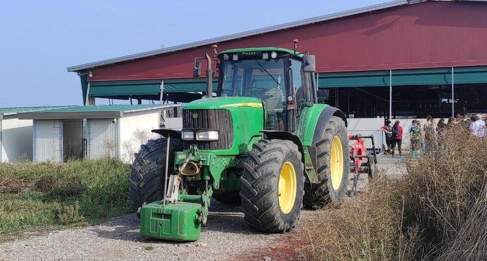 La banda dei trattori ruba un altro John Deere