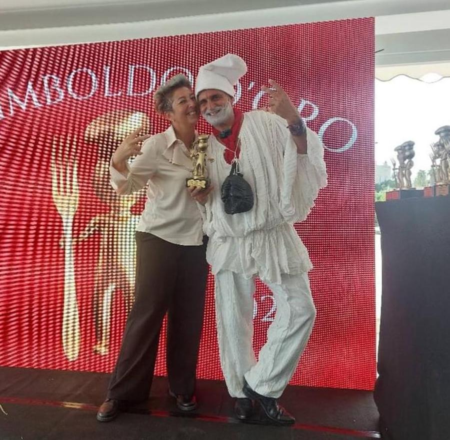 Chef pizza, a Napoli la sarda Emy Scarpa conquista l’Arcimboldo d’oro