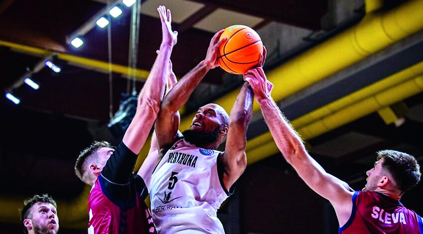 Dinamo Dowe vai? Al Palaserradimigni c'è il Tortona