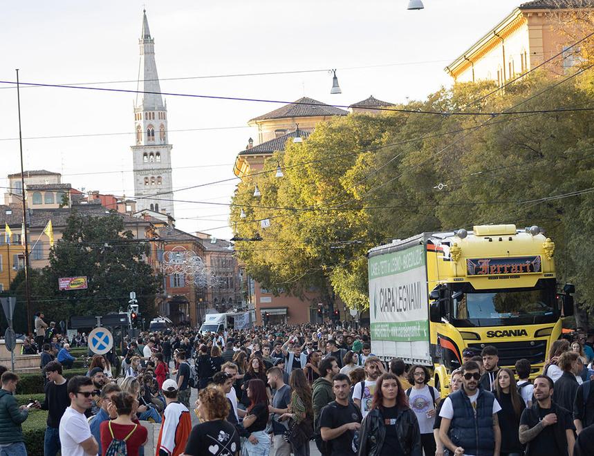 La Street Parade è una festa, ma Modena si blocca per ore<br type="_moz" />
