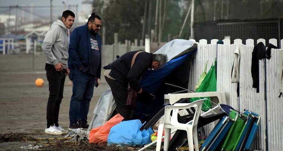 Nella foto un ammasso di oggetti con molta probabilità in uso a Noureddine Nakir