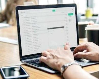 Pisa, finti rimborsi telefonici: la truffa arriva con la posta elettronica