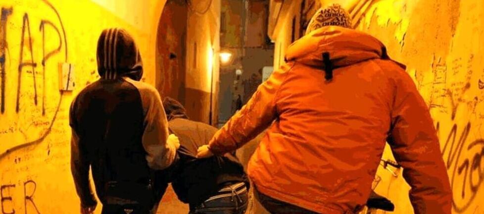 Firenze, scoperta e sgominata la baby gang che chiedeva il pizzo ai coetanei