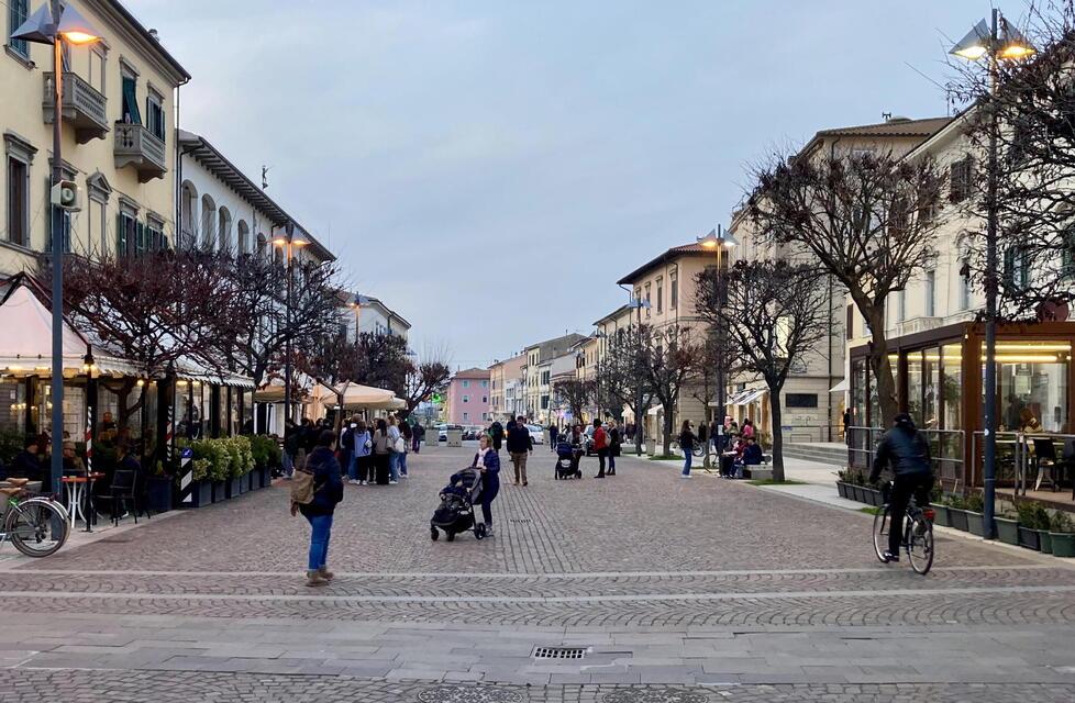 Cecina, sul commercio tante incertezze. Le speranze rivolte al Natale