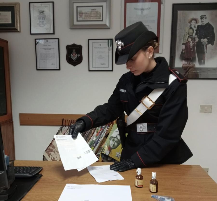 Scandiano, falsifica la firma di un medico e si prescrive dei farmaci