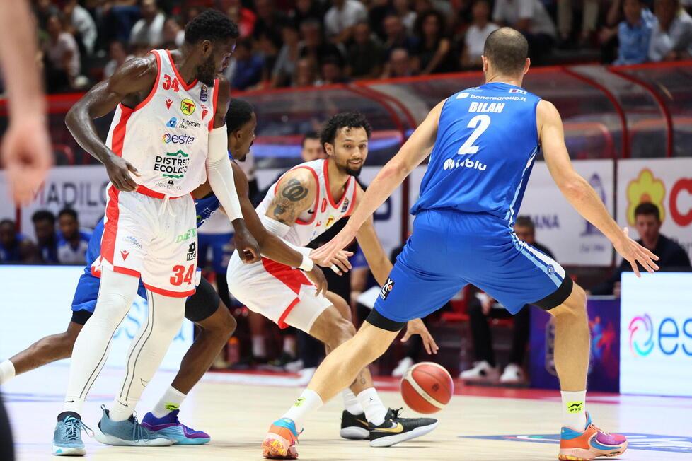 Estra Pistoia prima vittoria. Moore segna il 40% dei punti<br>
