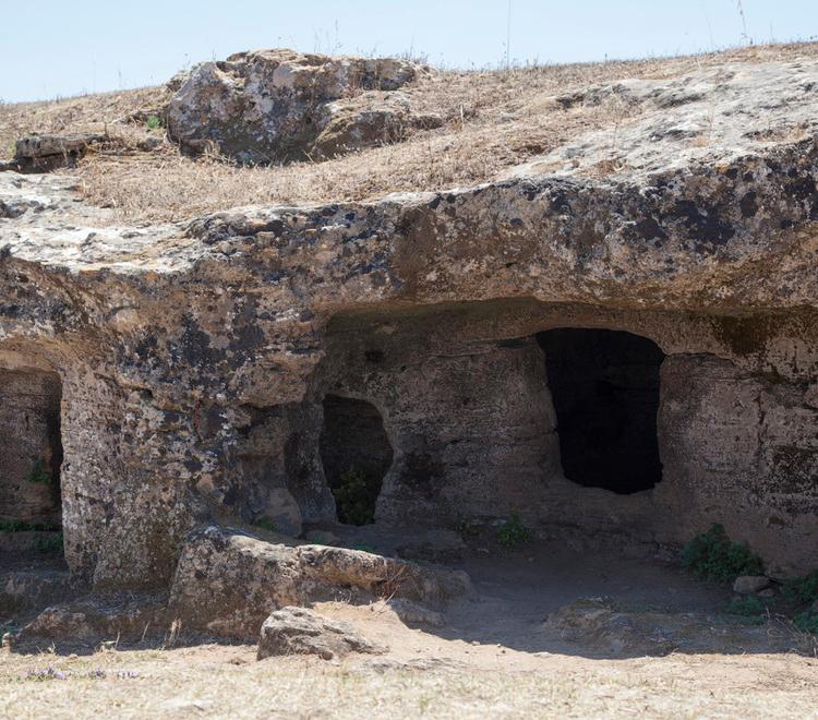 Le domus de janas sognano l’Unesco col progetto del Cesim