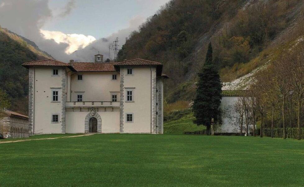 Trekking urbano tra arte e natura anche a  Seravezza