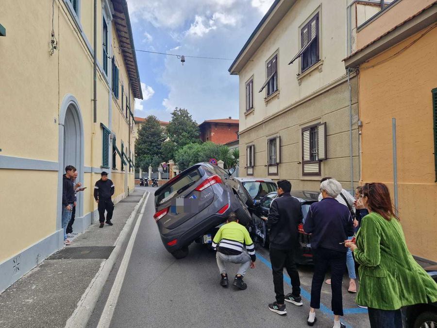 Goolsky Auto telecomandata, auto che rimbalza, giocattolo
