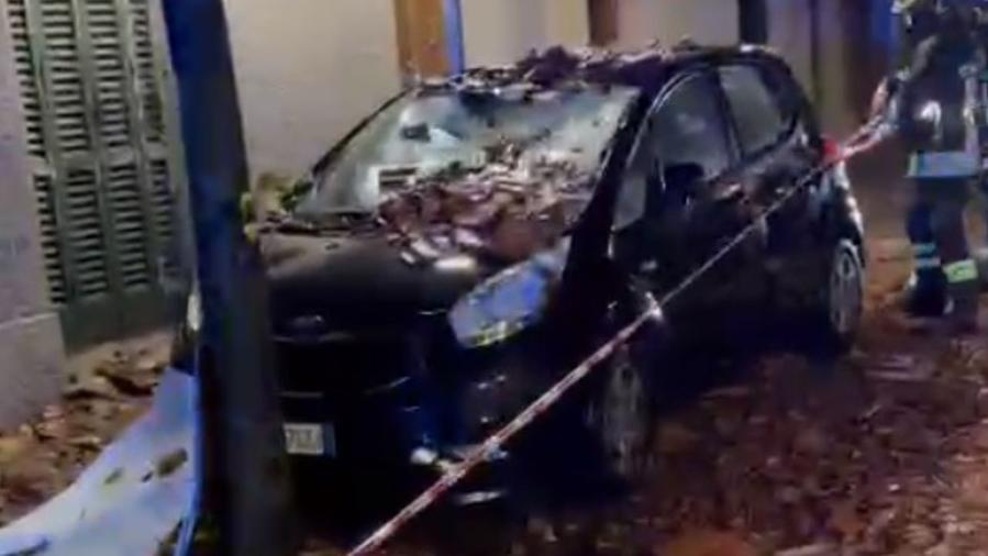 I danni della tempesta a Torre del Lago