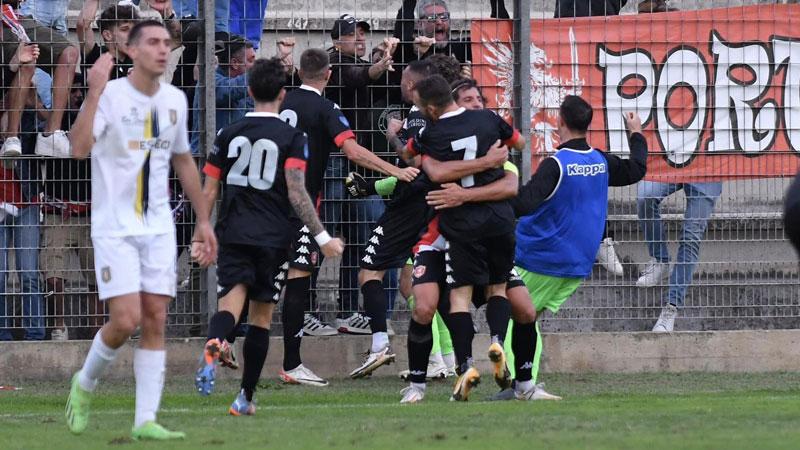 Grifone, parola di Condor: «Oggi serve solo vincere»<br>