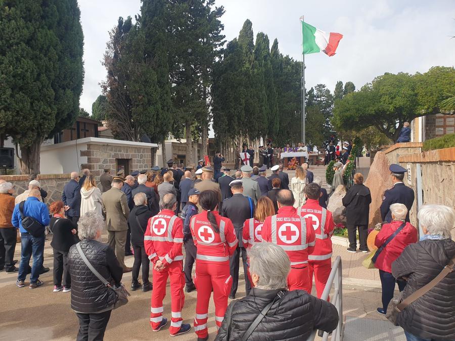 Sassari, l’omaggio ai caduti di tutte le guerre