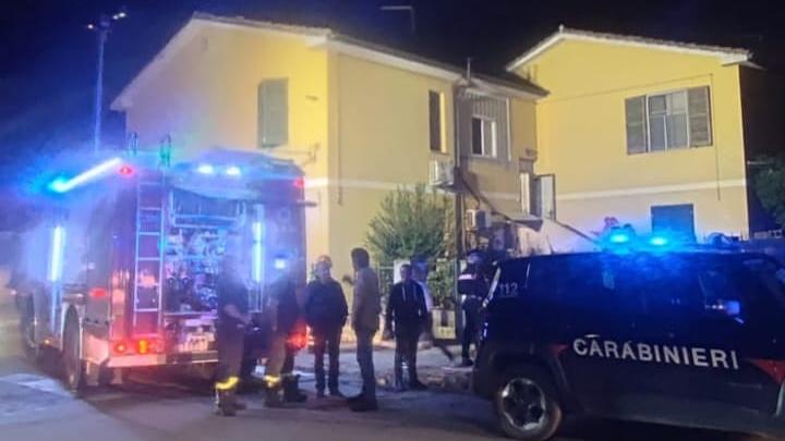Incendio in un’abitazione, i carabinieri salvano una donna a Uta