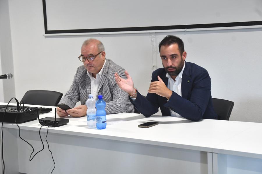 
	A destra l'assessore regionale all'ambiente Marco Porcu

