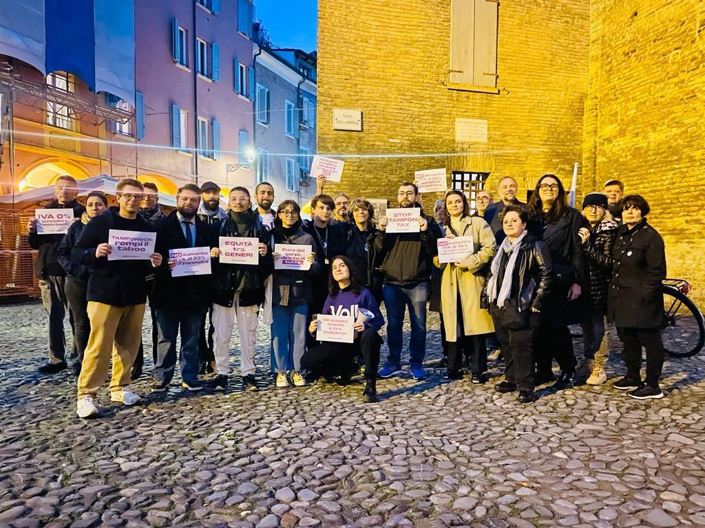 Modena. Protesta in centro contro la Tampon Tax