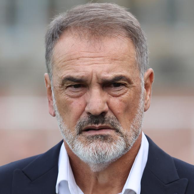 Modena, attento al Catanzaro: Vivarini supera le big europee Manchester City e Barcellona<br type="_moz" />
