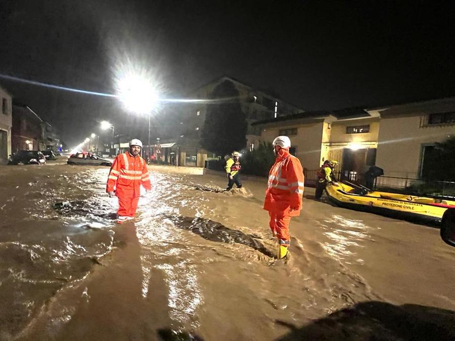Quarrata e la Piana sott’acqua. Isolato il San Baronto. Giani dichiara lo stato di emergenza regionale – Video