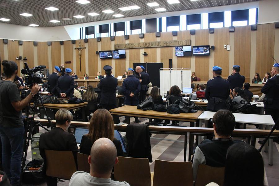 Il fratello di Saman al processo: “Ora mi sento anche italiano: hanno fatto una cosa sbagliatissima”