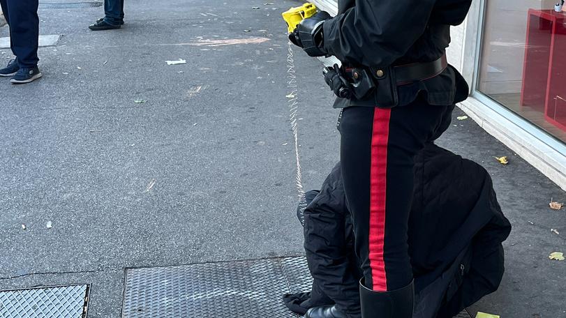 Ferrara, uomo dà in escandescenza. Fermato con l’uso del taser