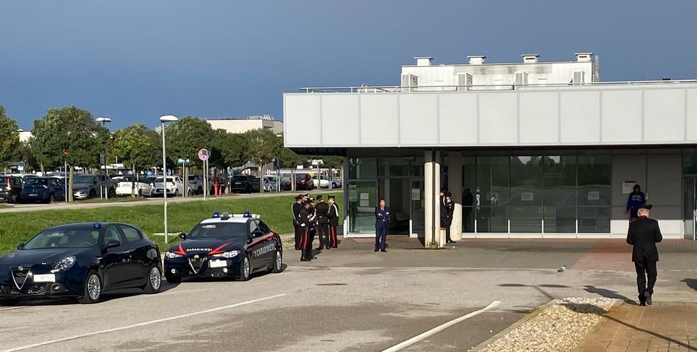 Casumaro, l’omaggio dei carabinieri al collega trovato senza vita