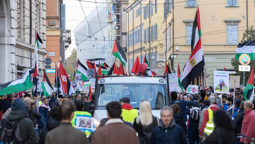 In un migliaio al corteo a Modena: «Liberare la Palestina»<br type="_moz" />
