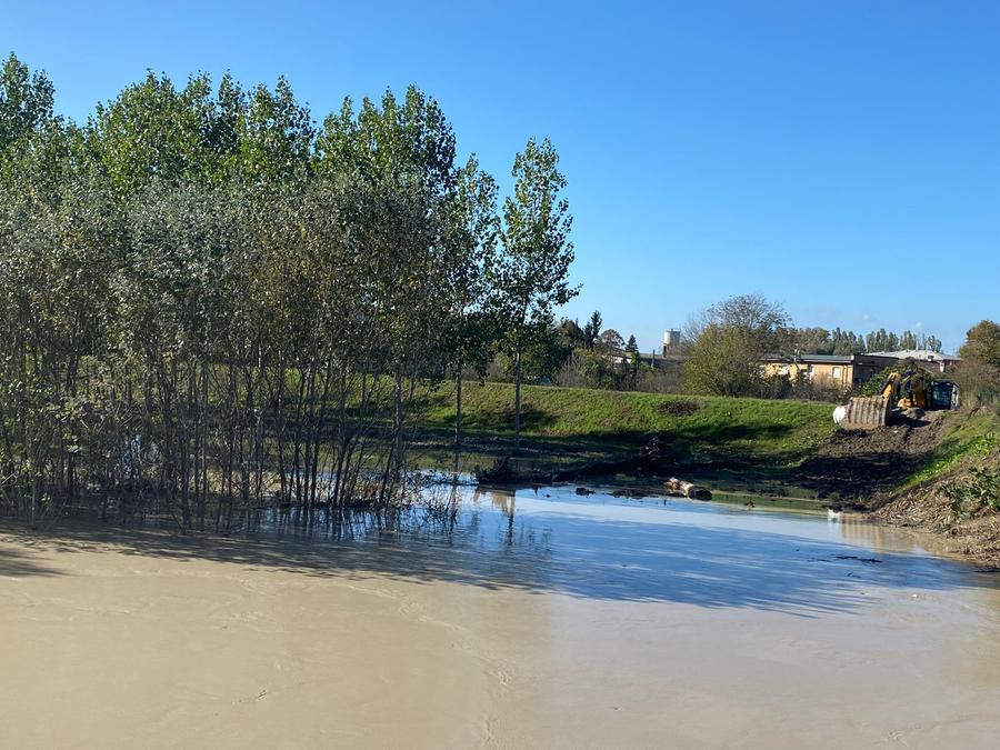 Nuova piena dell’Enza, ponte di Sorbolo verso la chiusura