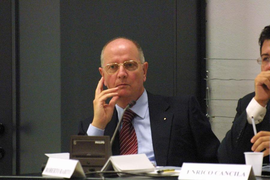 Carrara, morte improvvisa dell’ex direttore degli Industriali