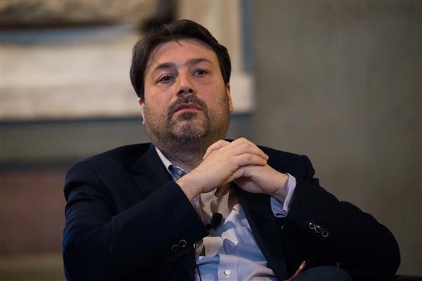 Elezioni a Firenze, il Pd apre a Montanari candidato. Ma lui, per ora, declina l’invito