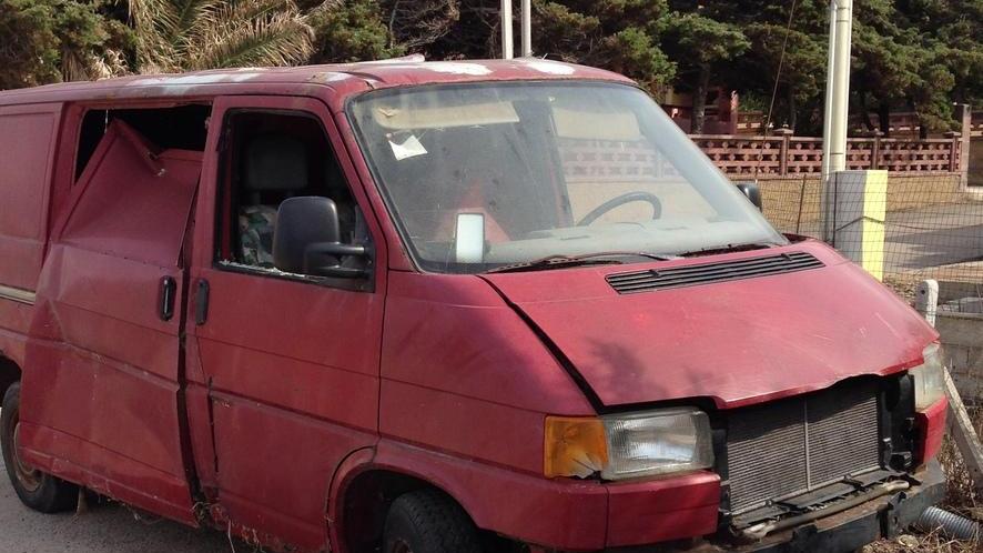 Valledoria, rimosse le auto abbandonate