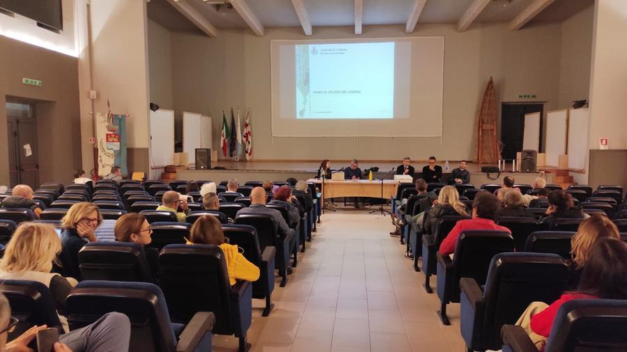 
	La sala della presentazione del piano

