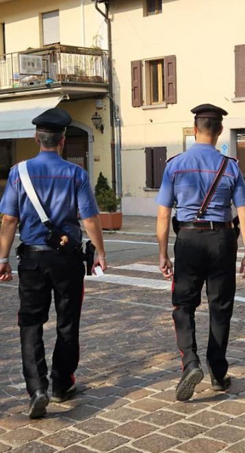 Carpi. Ladri forzano la porta della villetta: «Salvati dal vetro anti-sfondamento» 