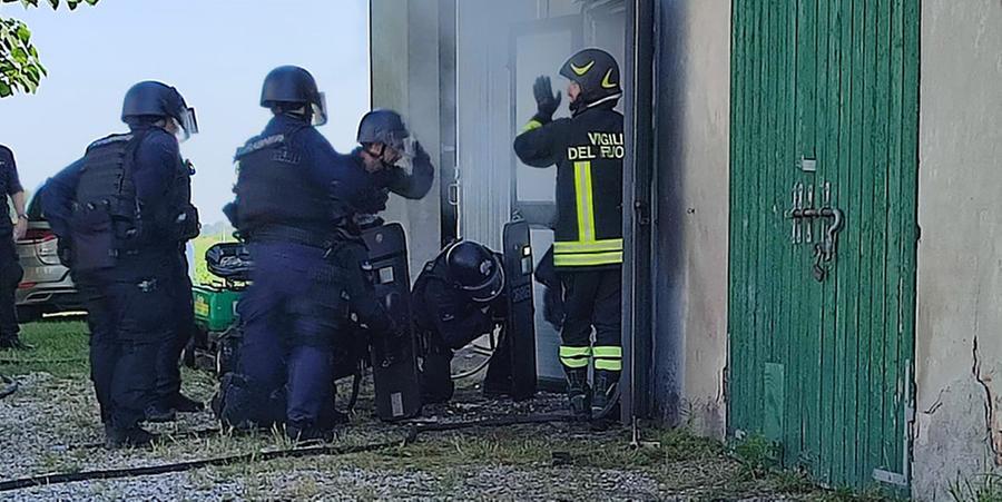 Ferrara, si barricò con quattro molotov. Dopo le cure patteggia 10 mesi