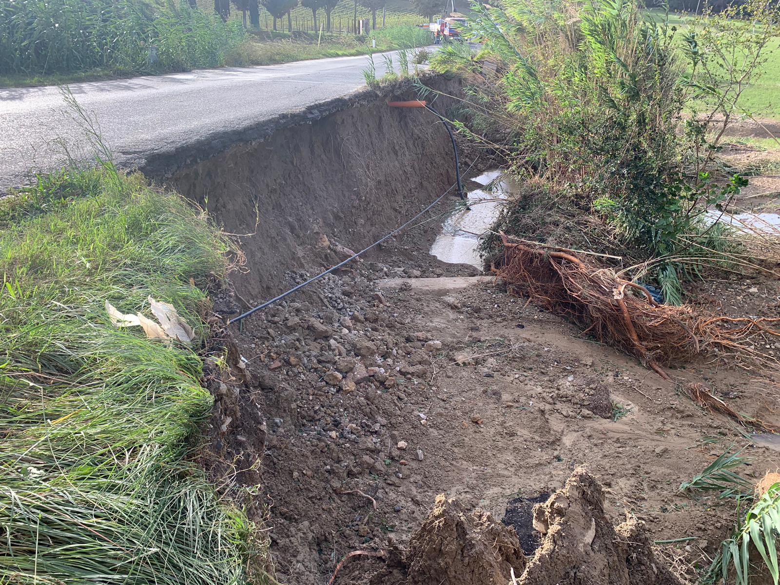 La strada spezzata a metà