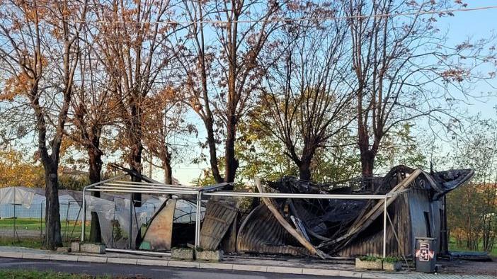 Rogo distrugge la baracchina davanti al cimitero nuovo di Sassuolo<br type="_moz" />
