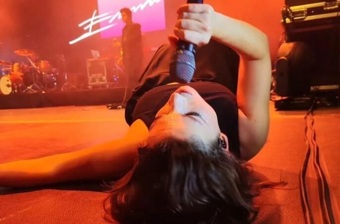 Emma: «Nell’intimità dei club canto e sento vicino il pubblico»