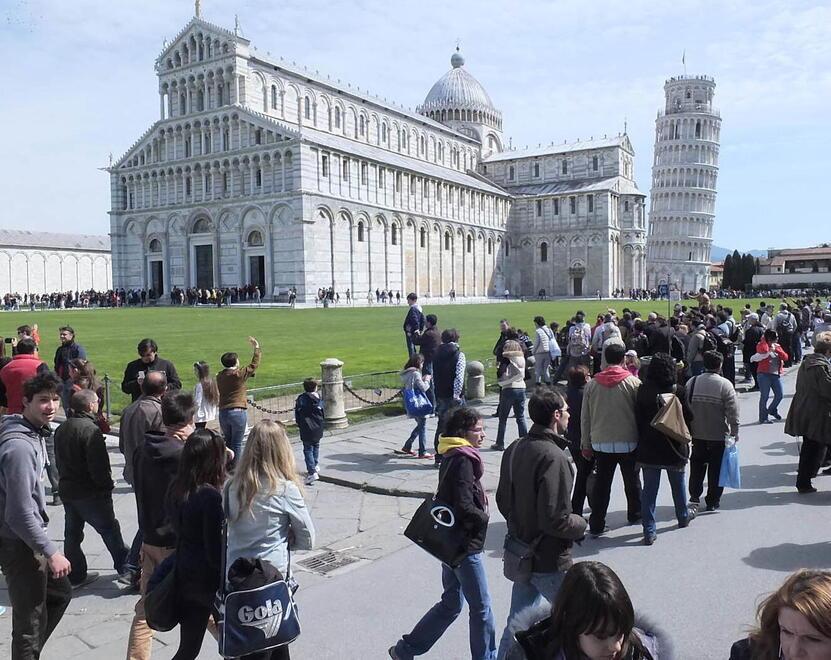 Pisa, aumenta la tassa di soggiorno: euro in più per tutte le categorie<br>
