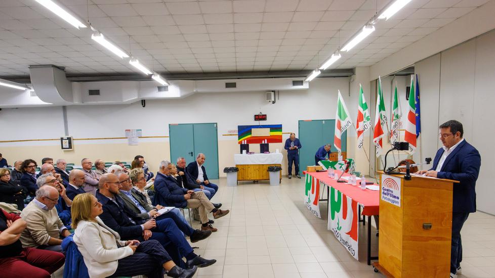 Congresso Pd, Minarelli sferza l'assemblea ma il dualismo Anselmo-Calafà rimane